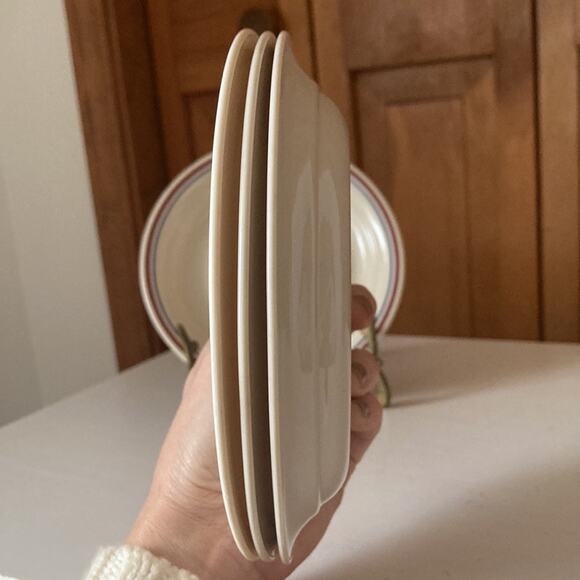 Vintage Corelle “Abundance” Saucers, Set of 4 - Picture 2 of 6